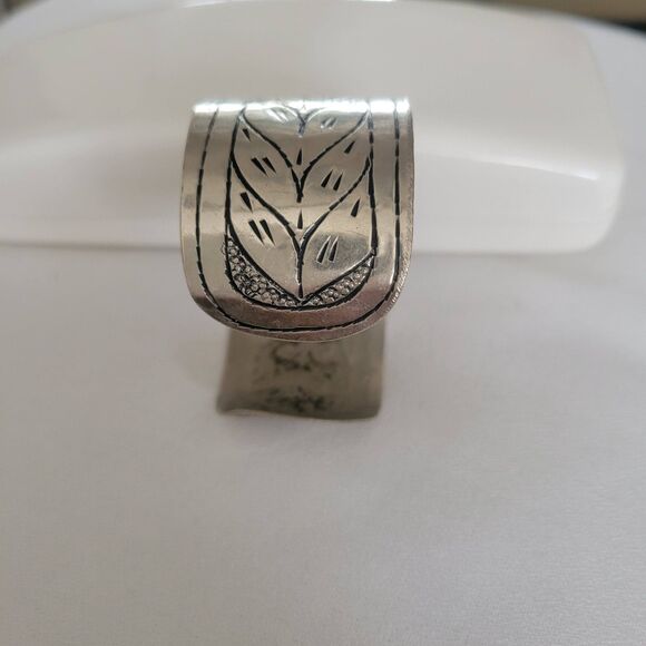 Navajo Silver Cuff Bracelet - Picture 2 of 5
